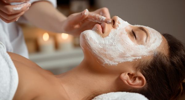 HIDRATACIÓN FACIAL PROFUNDA
